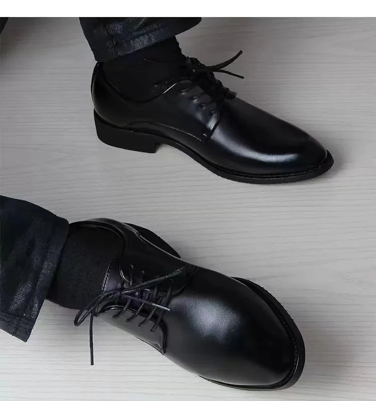 Chaussures en cuir décontractées britanniques pour hommes, chaussures d'affaires formelles, chaussures simples rehaussantes, chaussures décontractées imbibées, printemps et automne